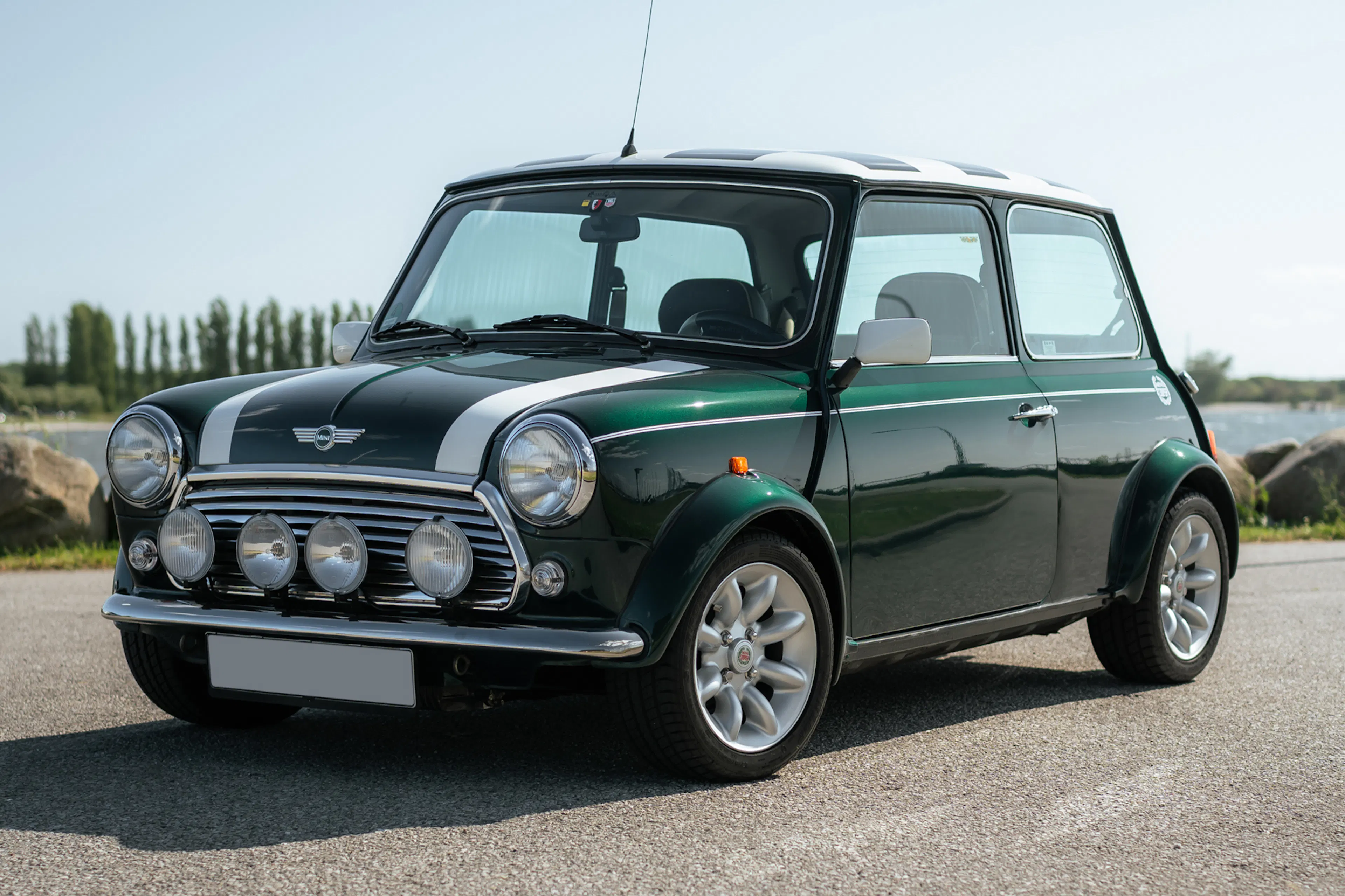 1998 Rover Mini Cooper VIN SAXXNNAZRWD162870 | Hagerty Valuation